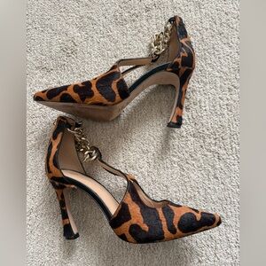 Antonio Melani Leopard Calf Hair Pointed Toe w/ Gold Chain Ankle Strap Heels 9M